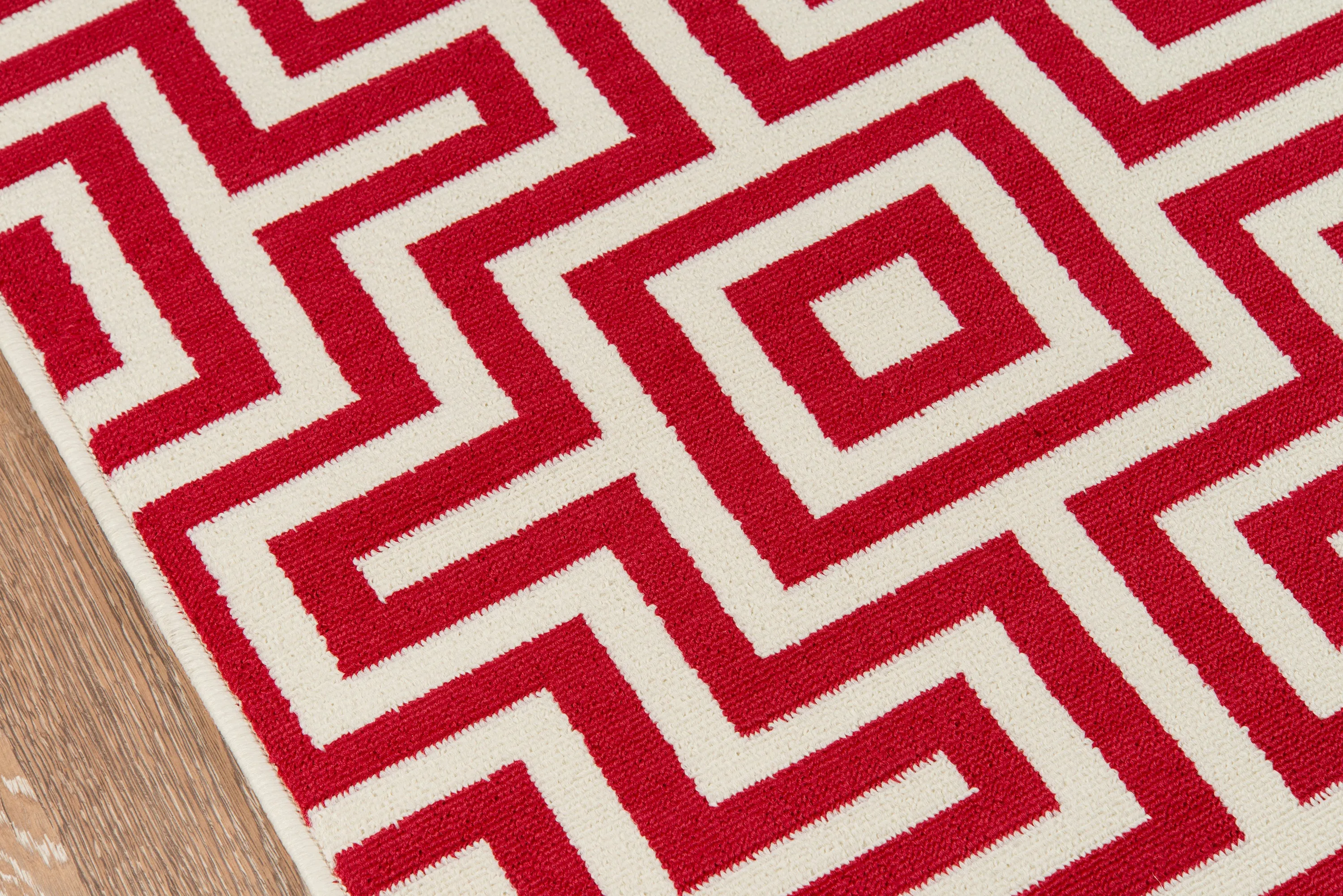 Contemporary Machine Made Red Rug