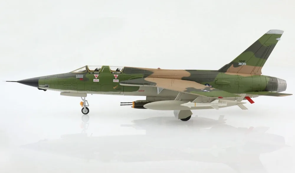 F-105F Thunderchief 355th TFS 1967, 1:72 Scale Diecast Model