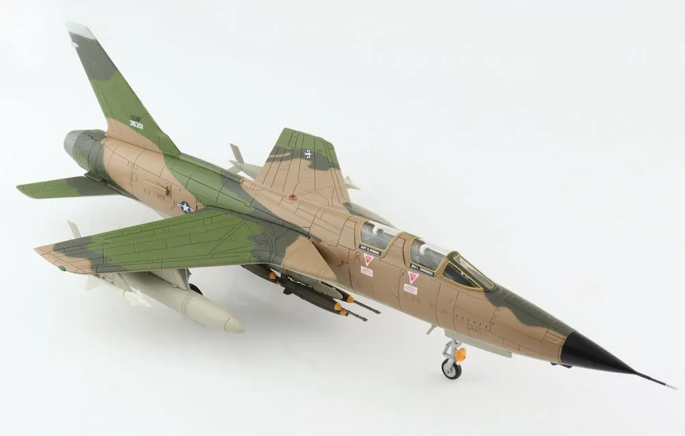 F-105F Thunderchief 355th TFS 1967, 1:72 Scale Diecast Model