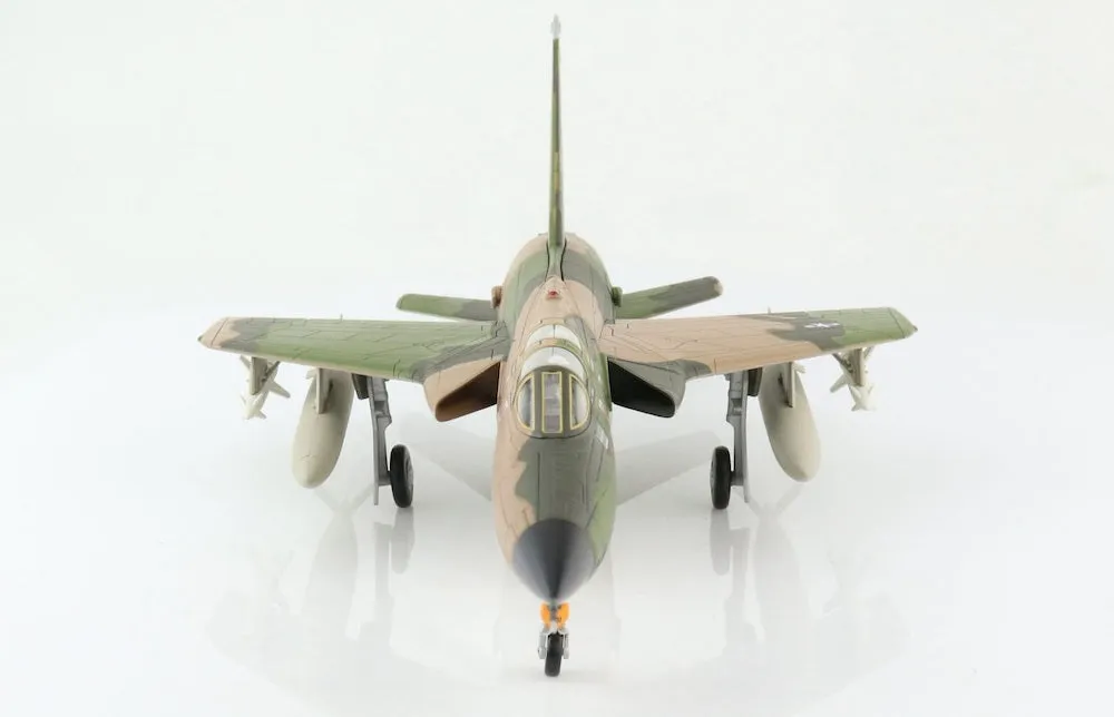 F-105F Thunderchief 355th TFS 1967, 1:72 Scale Diecast Model