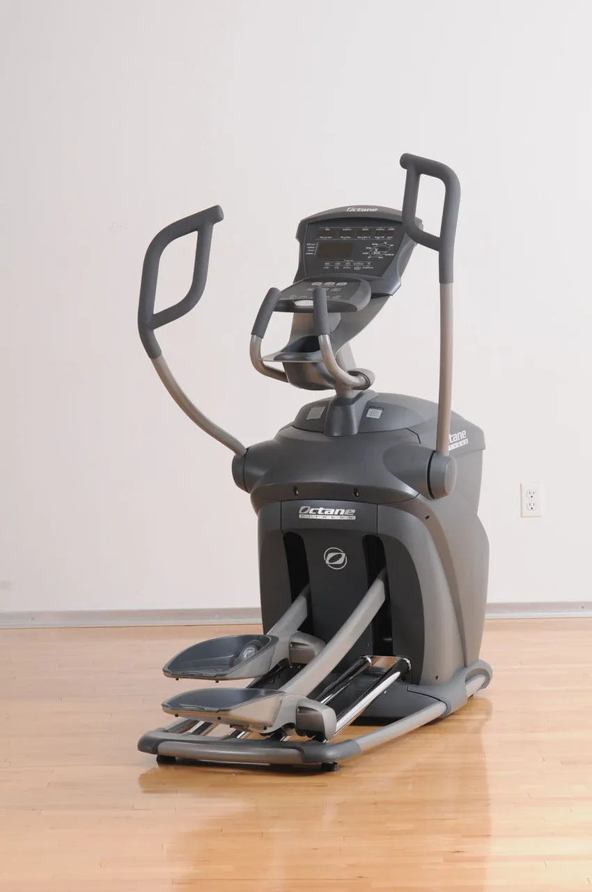 Octane Fitness Pro3700 Classic Elliptical Machine