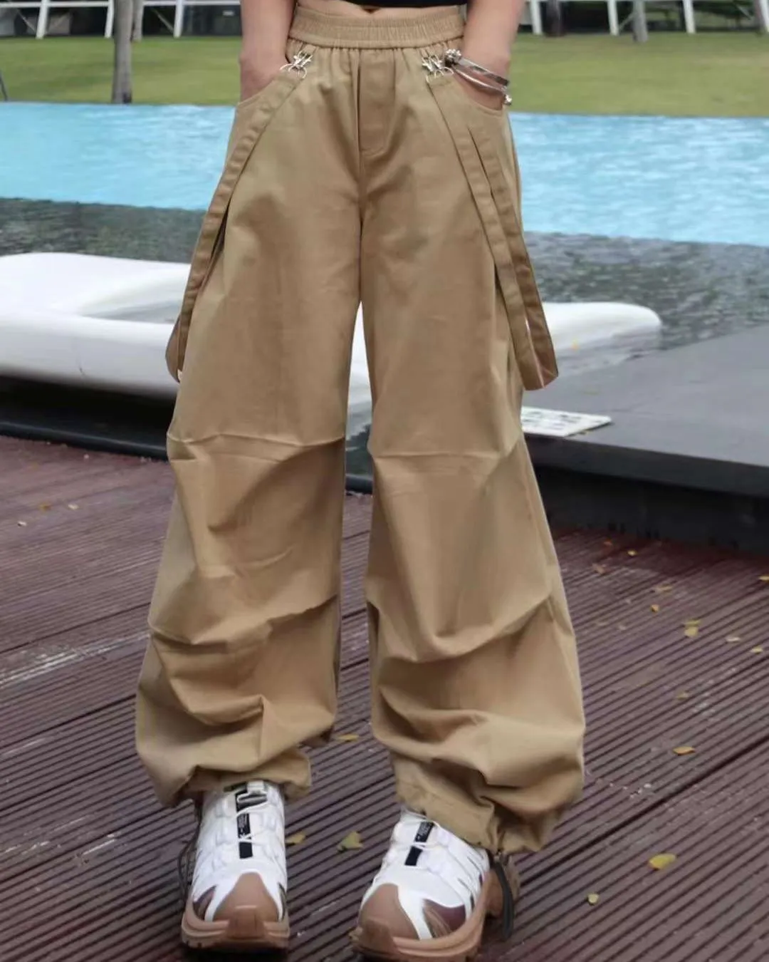 PARACHUTE PANTS